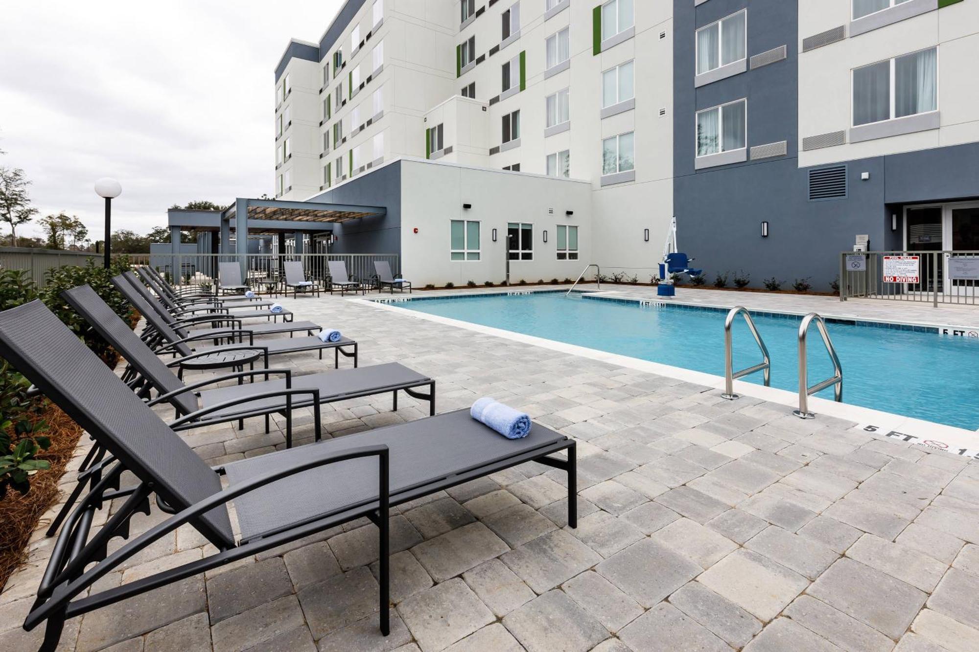 Courtyard By Marriott Pensacola I-10 West Hotel Kültér fotó